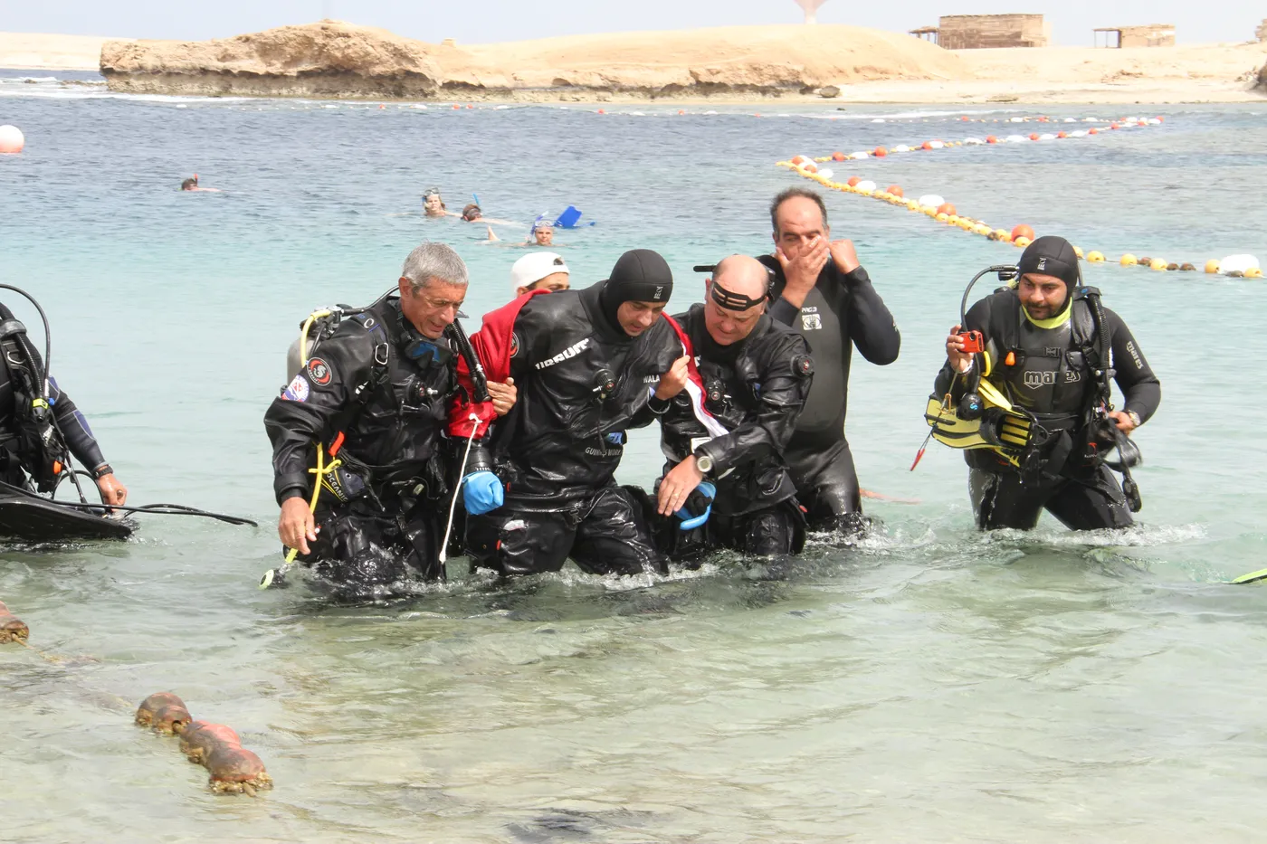 L'immersione del Guinness World Record nel Mar Rosso: 51 ore sott'acqua con Walaa Hafez (foto 37)